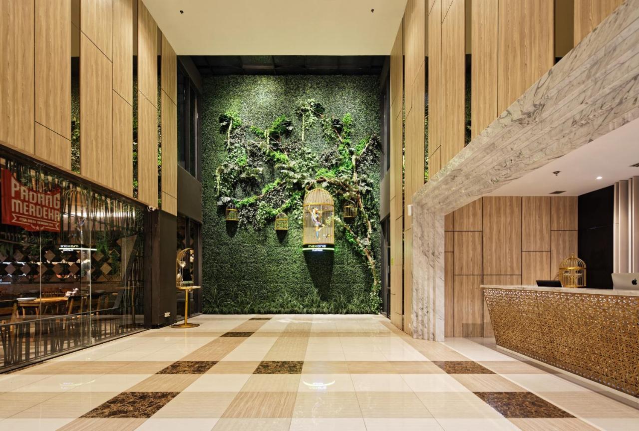 Hotel Maxone Platinum Hayam Wuruk Yakarta Exterior foto