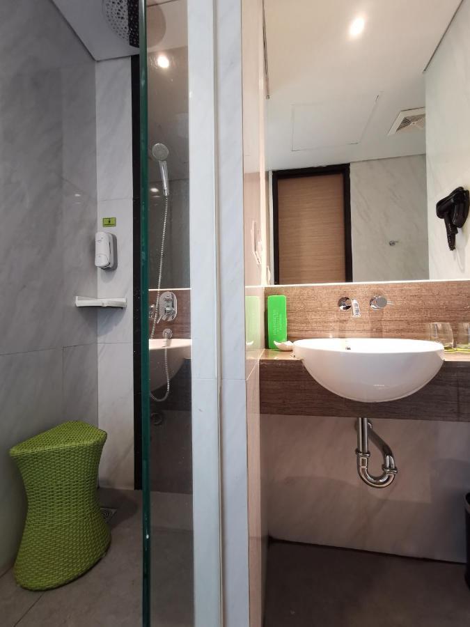 Hotel Maxone Platinum Hayam Wuruk Yakarta Exterior foto