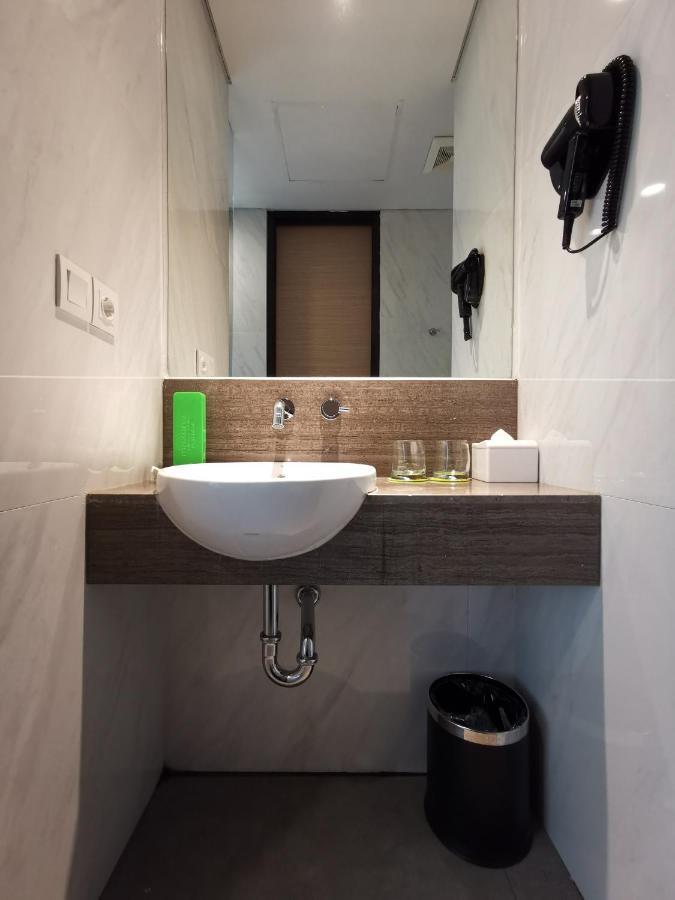 Hotel Maxone Platinum Hayam Wuruk Yakarta Exterior foto